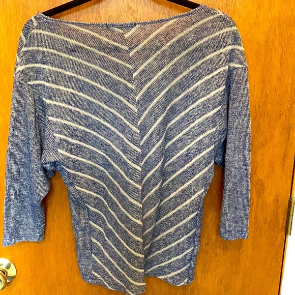 Olivia Moon Shirt - Sz L - Picture 3 of 3